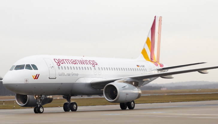 Un avion Germanwings a fost deviat spre Stuttgart