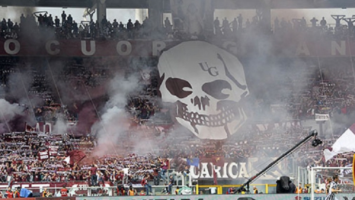 Evenimente şocante la derby-ul oraşului Torino: 10 răniți într-o explozie în tribune