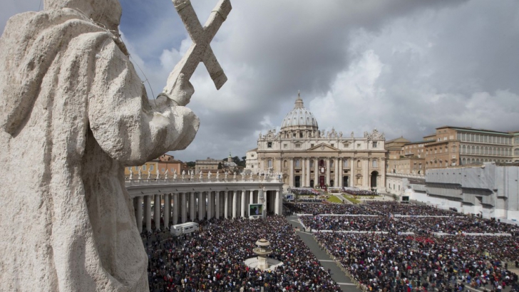 PAŞTELE CATOLIC. Papa Francisc a oficiat slujba de Înviere la Vatican