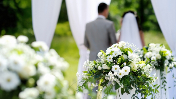15 întrebări pe care să i le adresezi partenerului înainte de nuntă