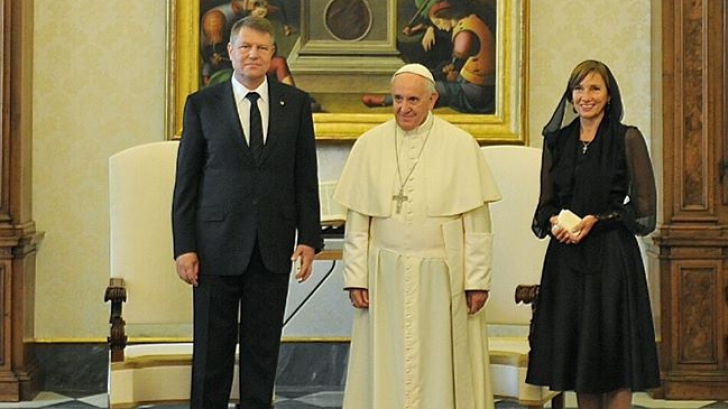 Preşedintele Iohannis: Papa Francisc vine în România în 2018