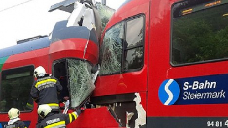 Grav accident feroviar: un mort şi nouă răniţi, după ce două trenuri s-au ciocnit, în Austria