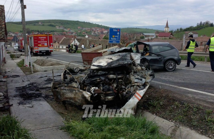 Accident groaznic în judeţul Sibiu: doi morţi şi patru oameni răniţi