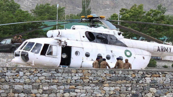 Au fost găsite cadavrele persoanelor aflate la bordul unui elicopter militar dispărut în Nepal 