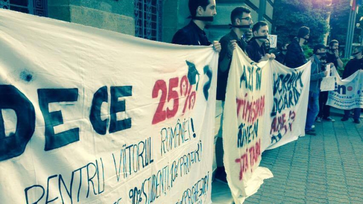Studenţii protestează în Bucureşti. De ce sunt aceştia nemulţumiţi