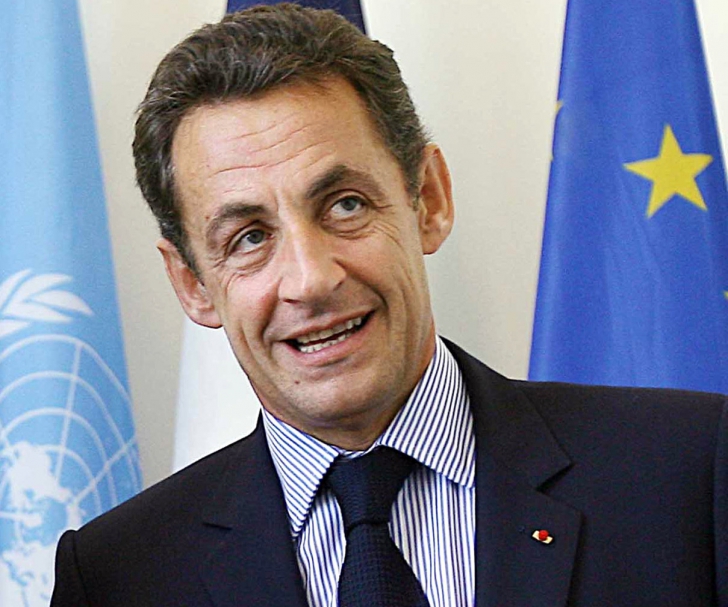 Sarkozy, atac dur la adresa lui Hollande: O povară pentru Franța!
