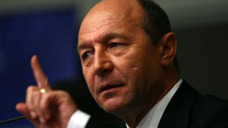 Băsescu, despre "Microsoft": Pescariu și Florică nu s-au autodenunțat din propria inițiativă la DNA 