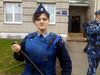 Femeile gardian de la închisorile din Rusia, în ipostaze senzaţionale