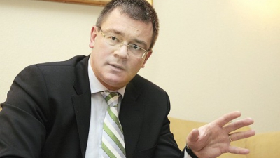 Mihai Răzvan Ungureanu a demisionat de la șefia SIE. Generalul Silviu Predoiu, interimar