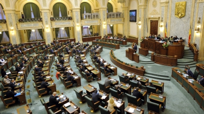 Senatul a votat luni, 29 iunie, noile amendamente privind legea avocaturii.