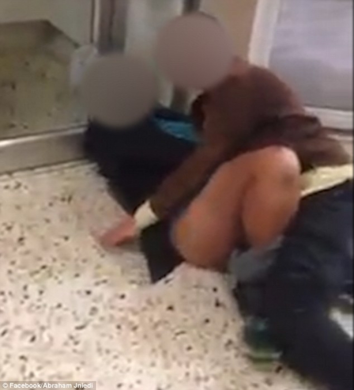 Cuplu surprins în timp ce făcea sex într-un magazin! Exlicația lui e incredibilă