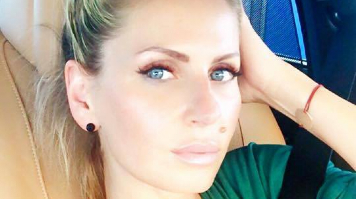 Imagini surprinzătoare! Cum arată Andreea Bănică în lenjerie intimă