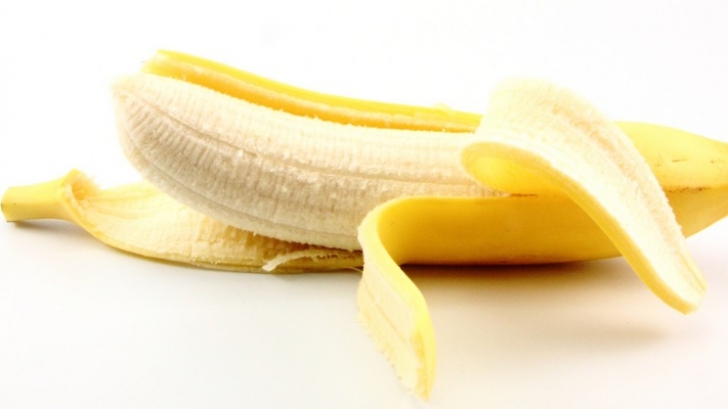  Efect incredibil! Ce se întâmplă dacă mănânci o banană pe zi 