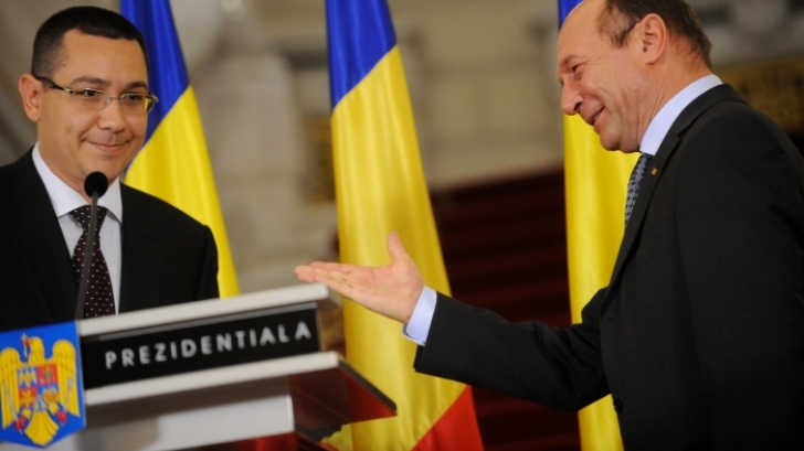 Băsescu, mesaj pentru Victor Ponta pe Facebook: "Pleacă acum!"