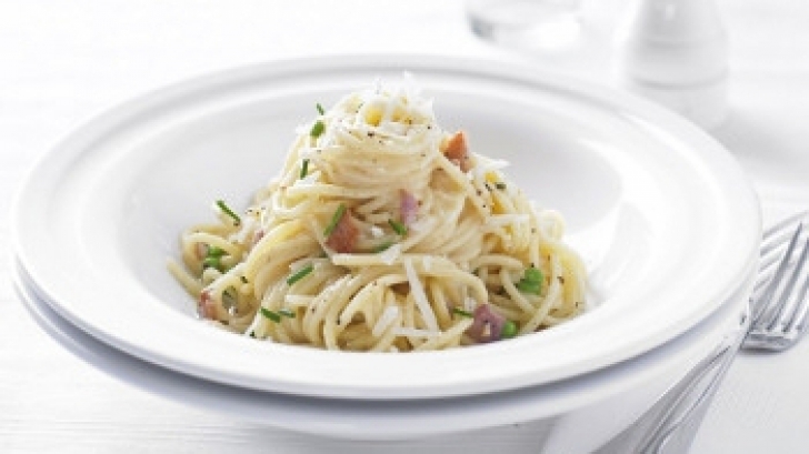 Cum să faci spaghete carbonara mai sănătoase
