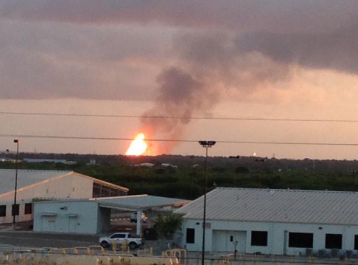 Explozie puternică, la o conductă de gaze din Texas, în apropiere de zone rezidenţiale