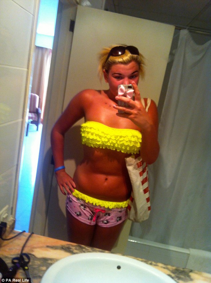 A mers la solar de 6 ori pe saptamana, timp de 4 ani. Cum a ajuns sa arate tanara de 19 ani