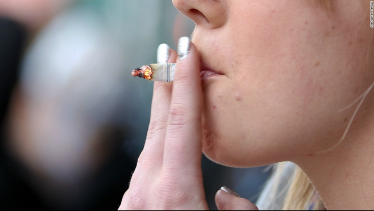 Trei mari producători de tutun, condamnaţi la plata unor despăgubiri de 12 miliarde dolari în Canada