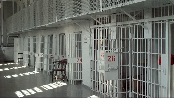 Deținuții au scris 157 de cărți în 18 luni de zile pentru reducerea pedepsei