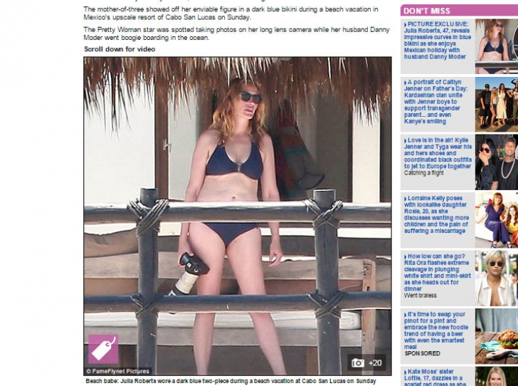 Cum arată Julia Roberts la 47 de ani în costum de baie! Imagini cu ea la plajă