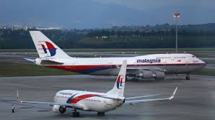 Un avion „Malaysia Airlines” a aterizat de urgenţă în Australia