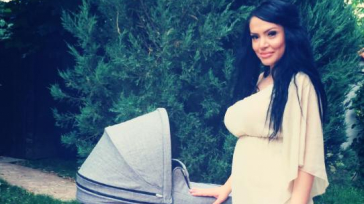 Cum a fost surprinsă Andreea Mantea cu fiul ei în pat