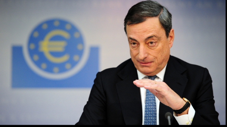 BCE sare în ajutorul băncilor din Grecia, lovite de retrageri record de bani