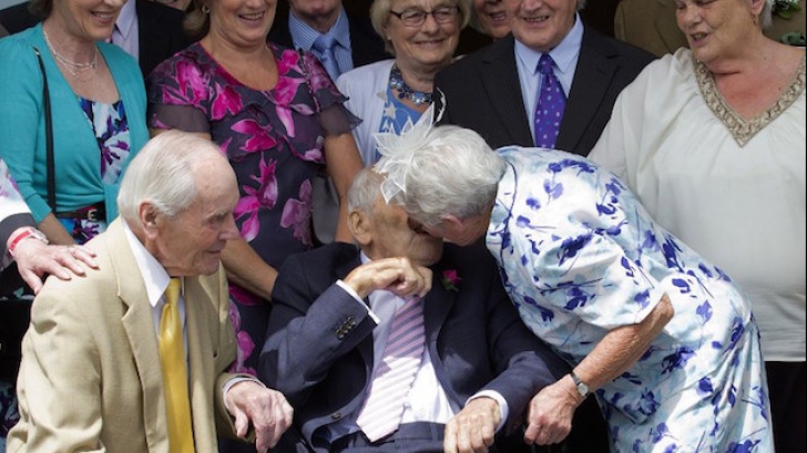 Nuntă la 100 de ani. Cum arată cei mai în vârstă miri din lume