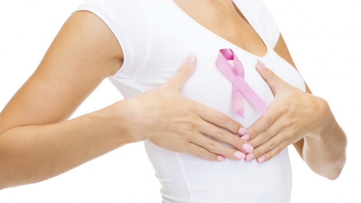 25 de românce, diagnosticate zilnic cu cancer la sân