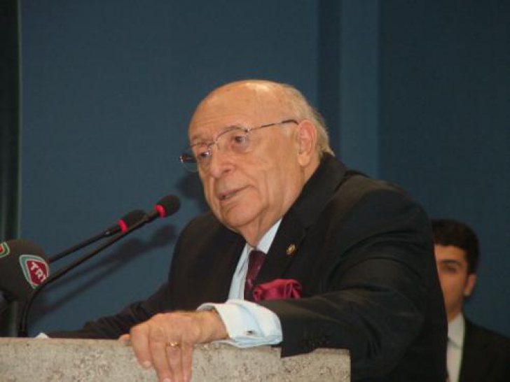 A murit fostul președinte al Turciei. Süleyman Demirel a decedat în urma unei infecții respiratorii