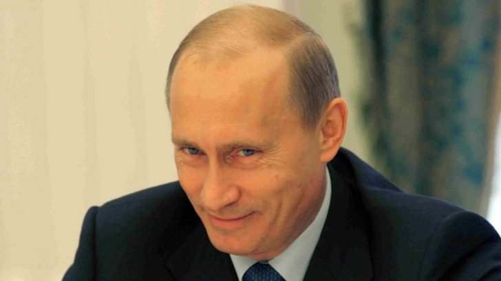”Tătucul” Putin te ascultă dacă ai acest telefon! 