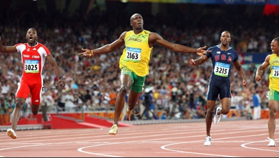 Usain Bolt şi-a pierdut "fulgerul" după ce s-a acoperit de glorie sportivă şi s-a îngropat în bani