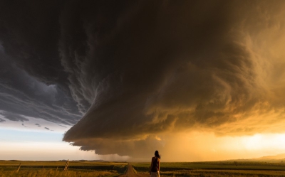 Vine sf&acirc;rşitul lumii? Cele mai apocaliptice fotografii făcute &icirc;naintea unor furtuni