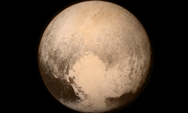 Pluto li s-a arătat pământenilor. Sonda New Horizons a ajuns lângă planetă