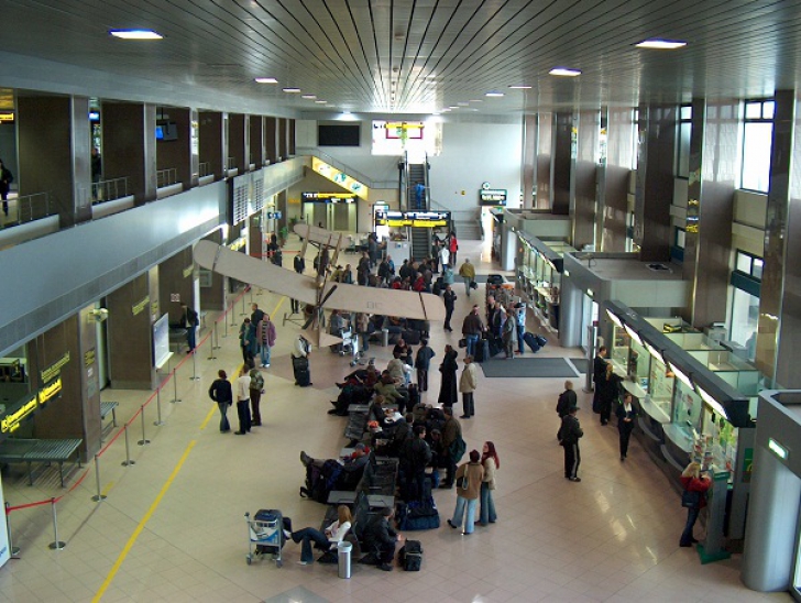 Câte zboruri de pe aeroportul Henri Coandă vor fi afectate de greva ROMATSA 