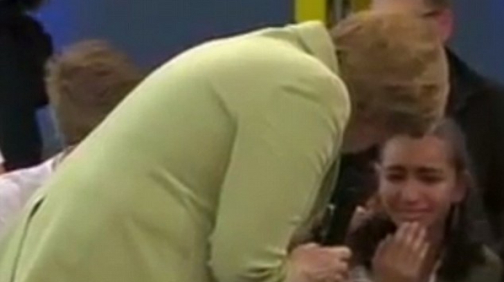 Angela Merkel a făcut o fetiţă să plângă, în direct, la televizor. Ce i-a spus cancelarul Germaniei