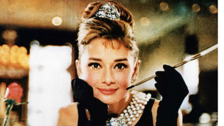  Legendara actriță Audrey Hepburn "prinde iar viaţă", la Londra, într-o expoziție fotografică 