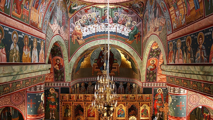 Creştinii-ortodocşi sărbătoresc, astăzi, o mare sfântă