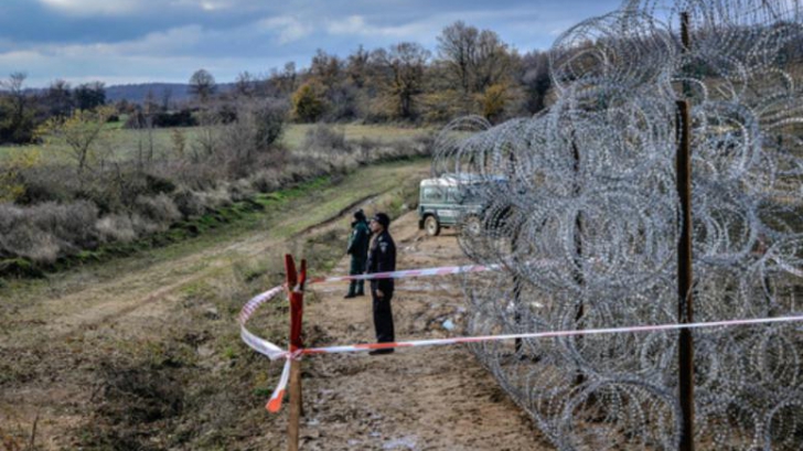 31 de migranți într-un camion înmatriculat în România au fost reținuți la granița bulgaro-turcă 
