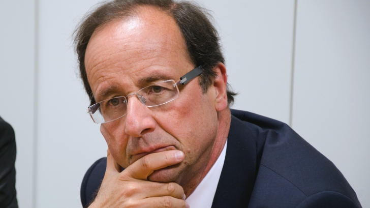 Hollande, acuzat că se foloseşte politic de subiectul prevenirii atentatelor teroriste 