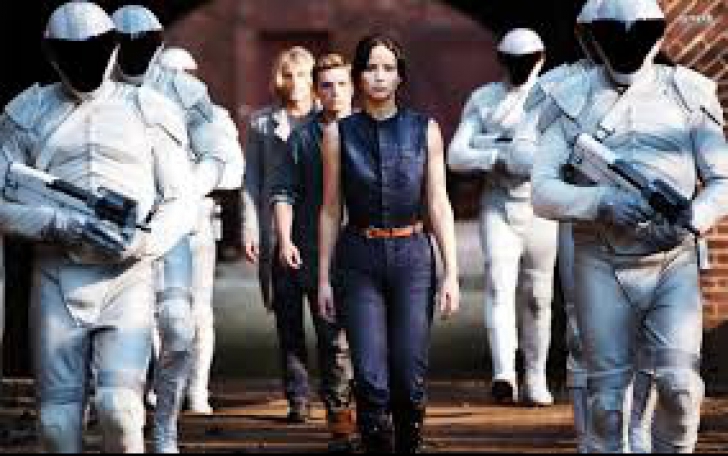 Expoziţe inedită în Times Square, dedicată seriei de succes ,,The Hunger Games''