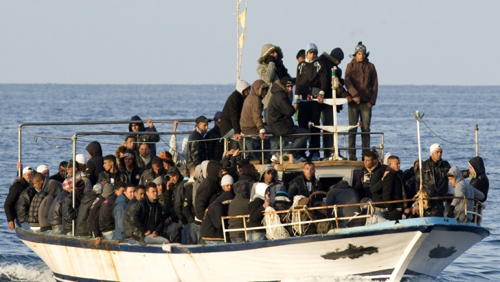 UE anunță un program de ajutor privind criza imigranților din Serbia 