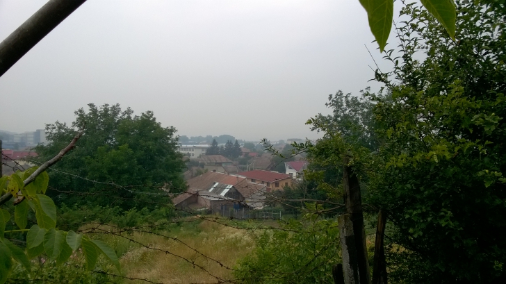 Martor Ocular. Locuitorii din Târgu Mureş, disperaţi: oraşul, acoperit de smog GALERIE FOTO