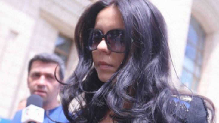 Soţia lui Codruţ Marta, condamnată la trei ani de închisoare cu suspendare în dosarul de proxenetism