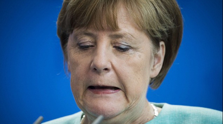 Băncile din Grecia, recapitalizate cu 25 de miliarde de euro, promite cancelarul Angela Merkel 
