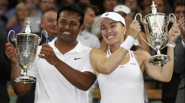 Martina Hingis a câştigat şi proba de dublu mixt, la Wimbledon, pe lângă cea de dublu feminin