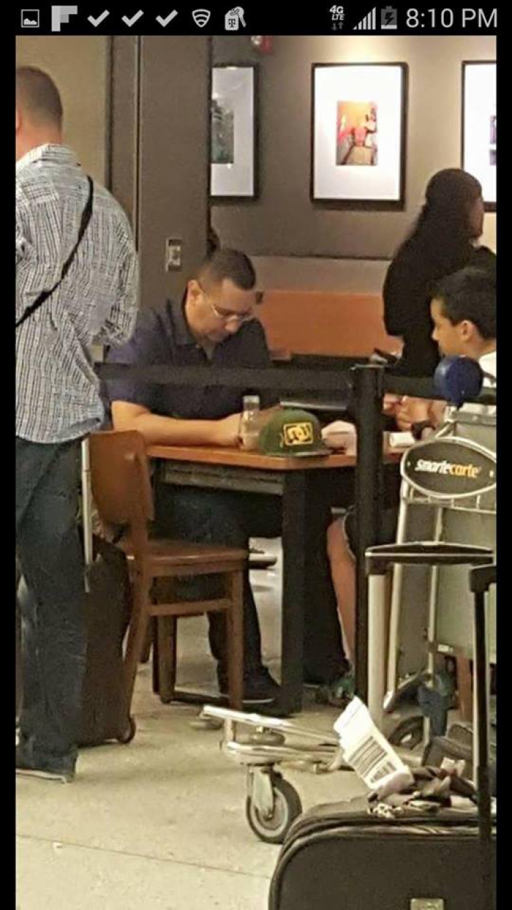 Cine l-a filat pe Victor Ponta în Caraibe! Spionul s-a autodeconspirat!