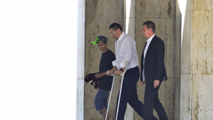 Victor Ponta, prima reacţie cu privire la o a doua operaţie la picior, în Turcia