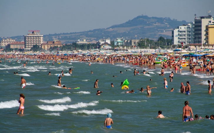 Cele mai aglomerate plaje din Europa