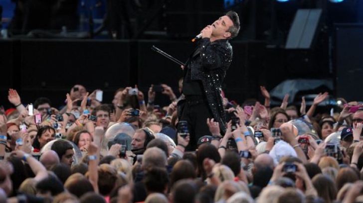 Robbie Williams concertează vineri, 17 iulie, în Bucureşti.